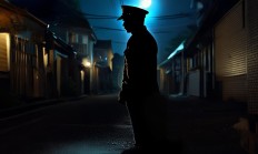 物业夜间保安累吗？